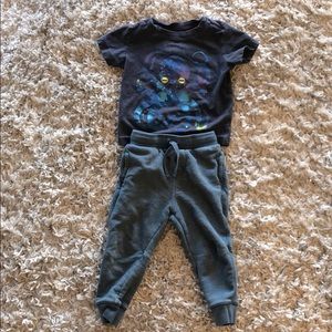 Tea Collection Boys Size 2 Joggers & Octopus Tee